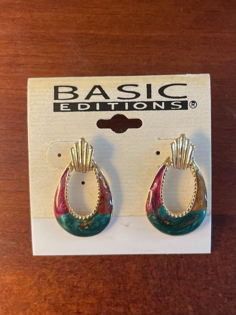 Bundle 3 for $12.  Vintage 80s-90s Gold Tone Drop Earrings